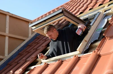 Pose de fenêtres de toit Velux à Sainte-Colombe-de-Villeneuve